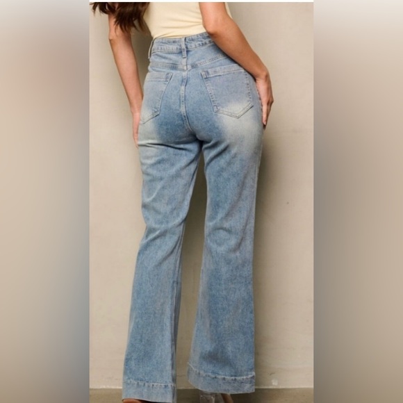 Peekskill Flared Jeans. Color: Light Blue - Picture 2 of 4